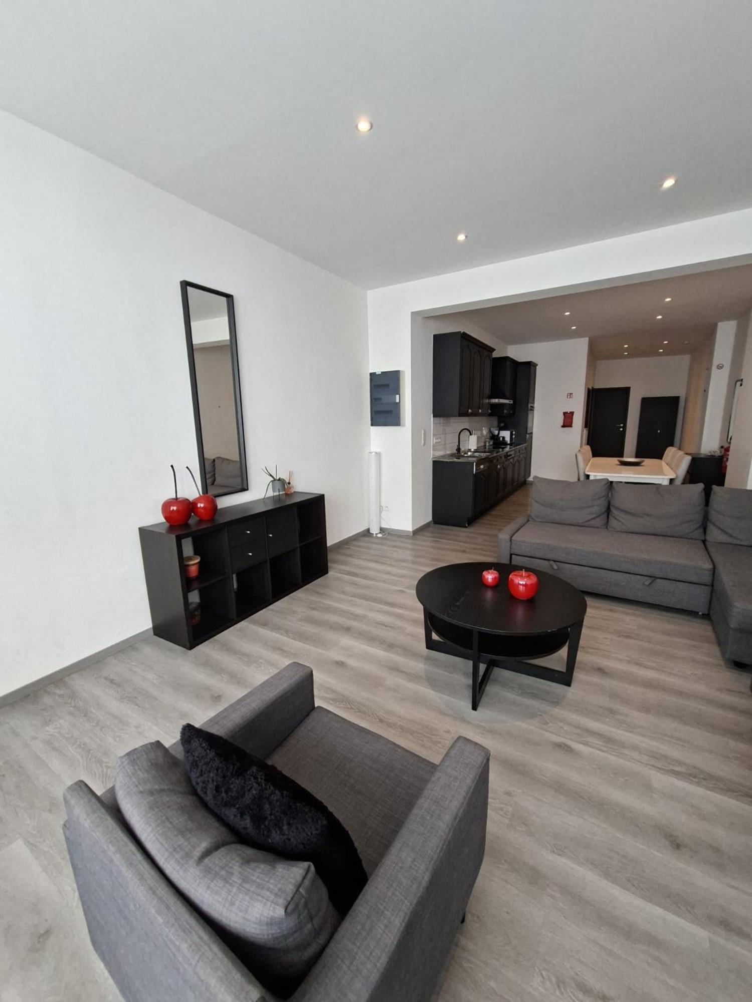 Le Franchet Apartment Dinant Exterior photo